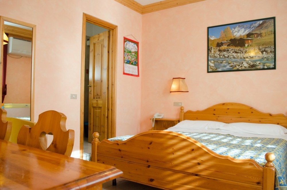 Hotel Stelvio Varese Luaran gambar